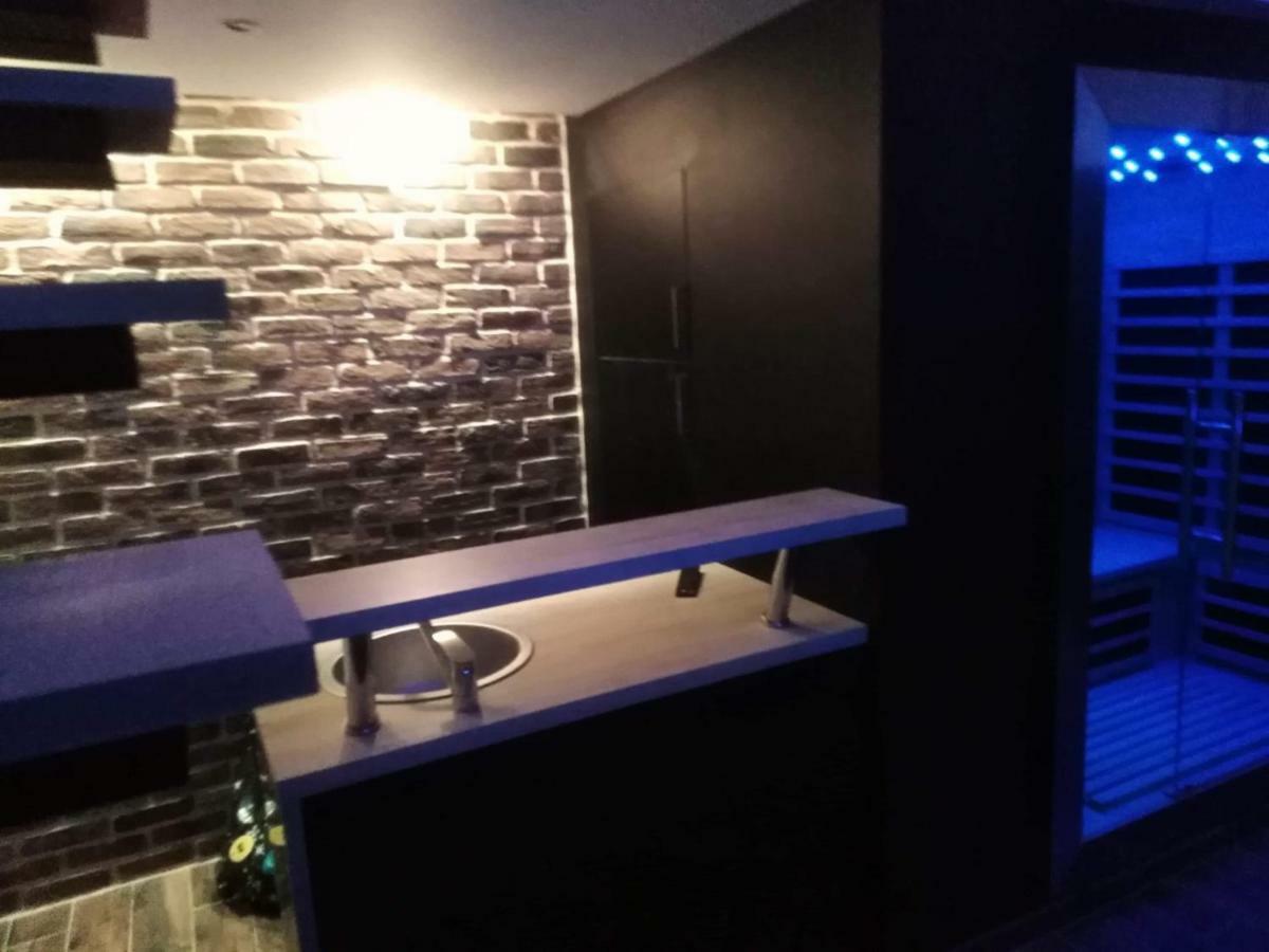 Magnifique Loft Avec Jacuzzi Et Sauna Privatif Ferriere-la-Grande Exteriér fotografie
